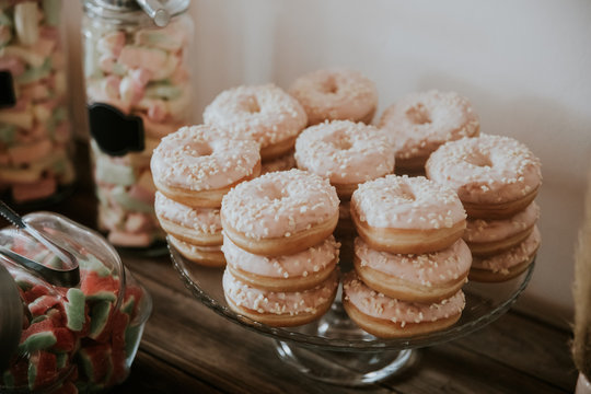 candy bar donuts boho wedding