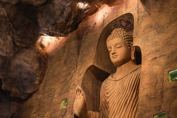 statue of buddha in temple
