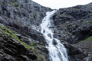 Trollstigen, Wasserfall