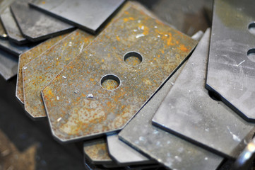 Metal cutting. Warehousing of finished parts with marking.