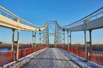 Front view of a bridge