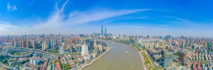 Cercles muraux Pont de Nanpu Panoramic aerial photographs of the city on the banks of the Huangpu River in Shanghai, China