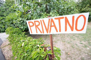 privat please
