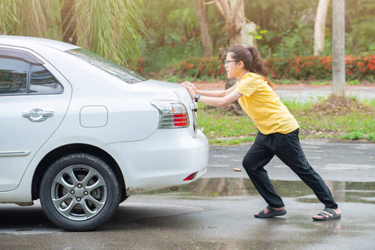 Girl sales push car