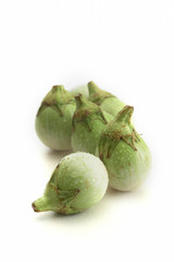 Naklejka premium Thai eggplant isolated on white background.