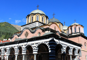 Fototapeta na wymiar ブルガリア　リラ修道院の聖母誕生教会