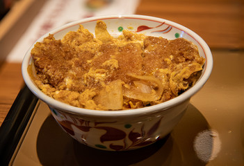 かつ丼