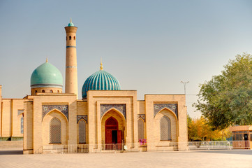 Fototapeta na wymiar Tashkent, Hazrati Imam Complex