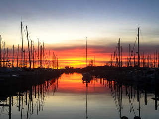 Coucher de soleil sur le port de carnon