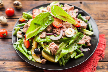 Healthy Vegetarian Tomato and Olive Salad
