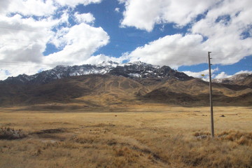road to nowhere between the mountains