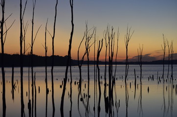 Fototapeta na wymiar Sunrise at the Reservoir