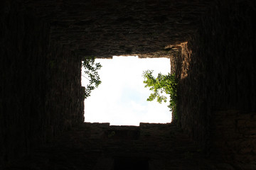 Fototapeta na wymiar Stone walls of the fortress inside