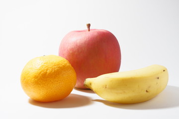 リンゴとバナナとミカン
