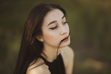 Naklejka premium portrait of a beautiful young girl