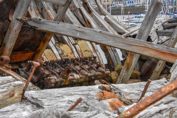 Cimetière de bateaux à  Camaret