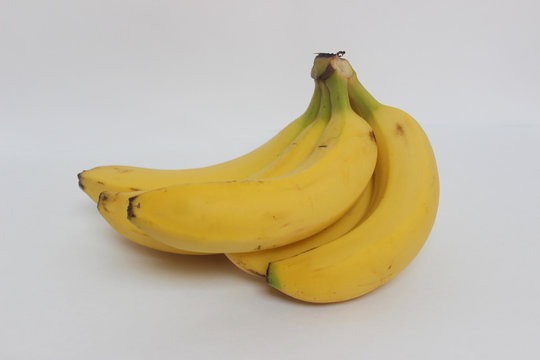 Penca de platanos maduros