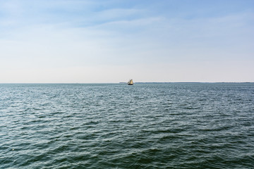 Fototapeta premium Hafen Lauterbach, Boddenrundfahrt zum Bollwerk Baabe, Insel Rügen
