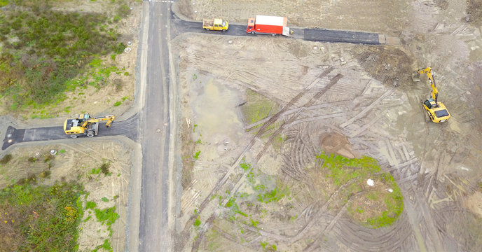 Baustelle Baugebiet Bagger aus der Vogelperspektive