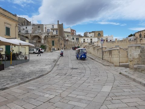 Matera - Ape Calessino In Via Madonna Delle Virtù