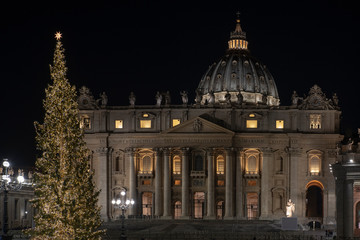 Papal Basilica of Saint Peter in Vatican at Christmas (Cathedral of Saint Peter) in Rome, Italy.