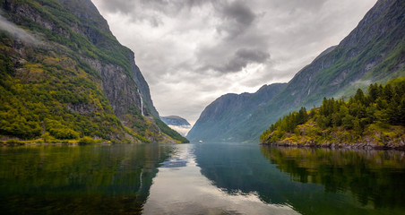 Naklejka na ściany i meble Norwegian Fjord