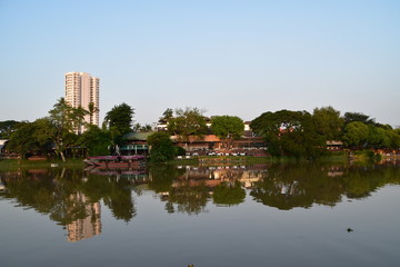 Fototapeta premium The view of Chiang Mai in Thailand