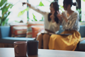 オフィスの若者