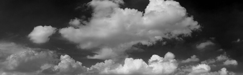 Fototapeta premium Panorama white cloud and black sky textured background