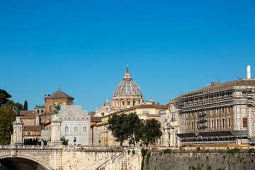 Naklejka na ściany i meble View to Saint Peter basilica