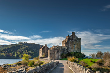 Fototapeta na wymiar castle of Eilan Donan in the Scottish highlands - United Kingdom