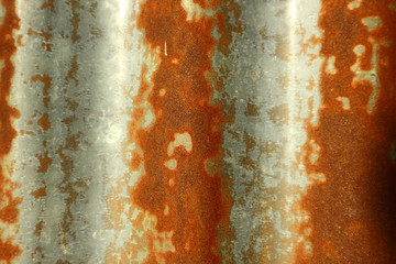 Full rust on old zinc
