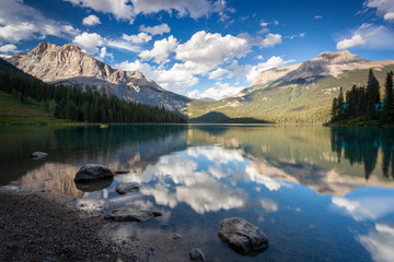 Fototapeta premium Emerald Lake, Yoho National Park, British Columbia