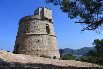 Fototapeta na wymiar Der Torre des Molar auf der Insel Ibiza
