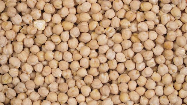 Dried chickpeas spinning 01