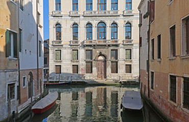Fototapeta na wymiar Small Venice bay