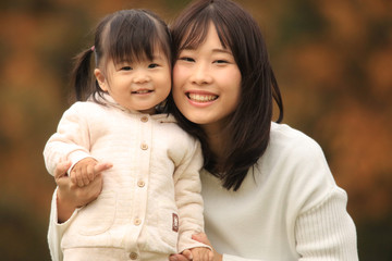 笑顔の親子