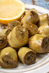 Marinated artichokes with garlic, lemon and olive oil