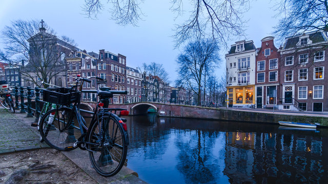 An Amsterdam Cityscape © Gabriel