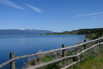 Fototapeta na wymiar Panoramic View of a Summer Mountain Lake