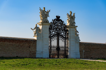 Gate to Schlosshof