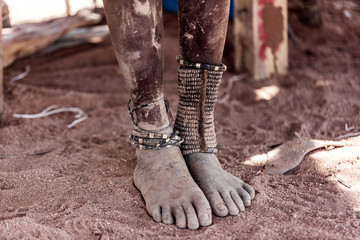 Pieds de Himba en Namibie