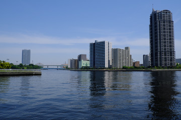 Fototapeta na wymiar 豊洲運河の風景