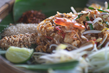 pad thai (stir-fried rice noodles with shrimps) - Thai cuisine food