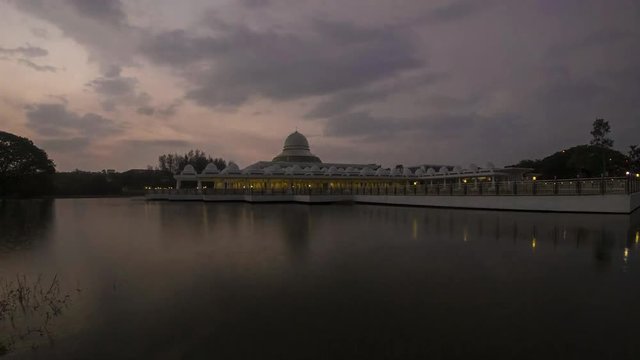 Time Lapse Of  Majestic Mosque Seri Iskandar,Malaysia During Sunset.4K.