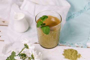 natural pear juice