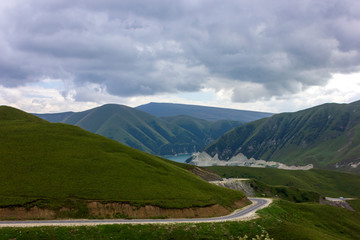 Fototapeta premium Beautiful mountain lake Kezenoy Am or Kezenoyam in Chechen republik in Russia