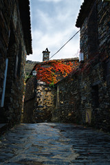Antiguas calles en Patones de arriba © Damián