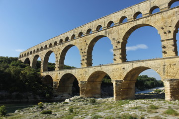 Fototapeta na wymiar Acueducto romano. Pont du gard (Francia).