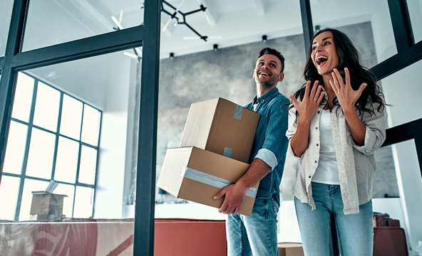 Moving a young couple